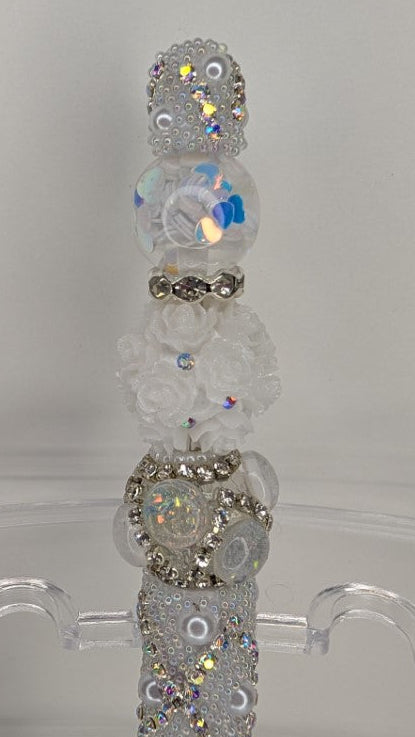 White pearl Pen